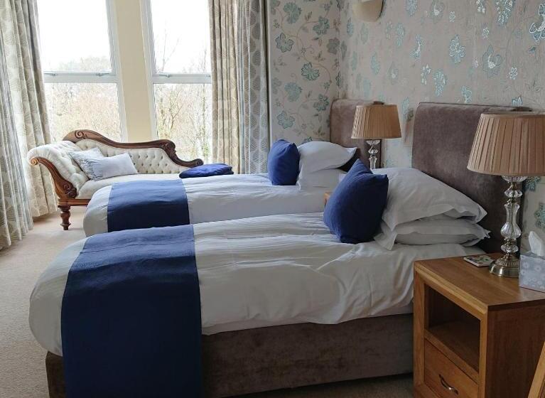 Quarto Premium, Barnabas House