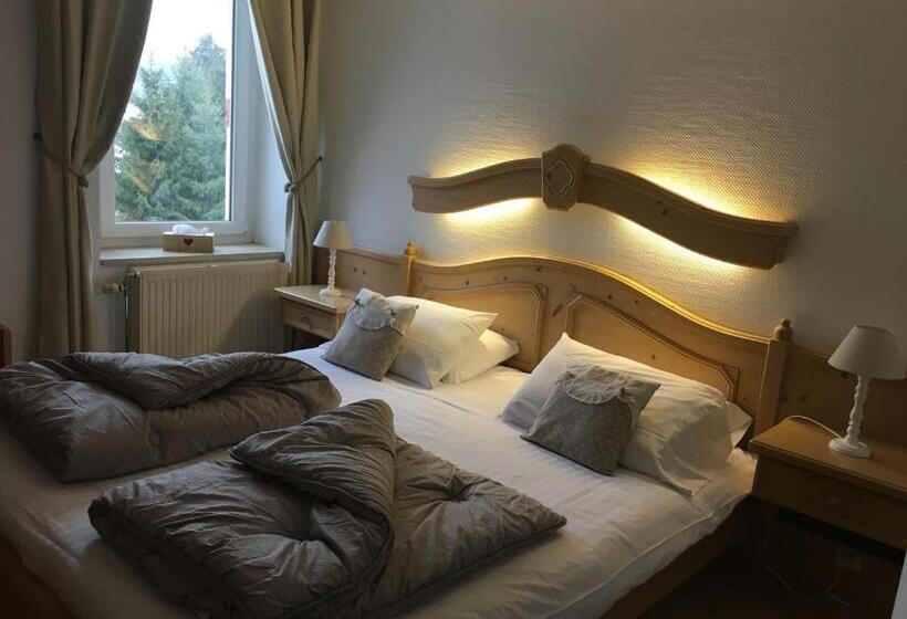 Семейный Номер Классика, Maison D Hôtes La Devinière   Spa Accessible Toute L Année