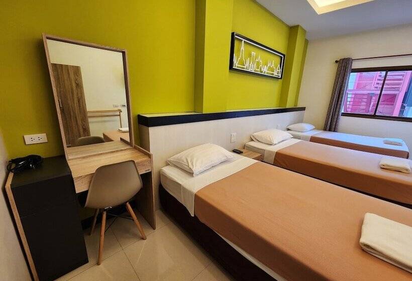 Quarto Triplo Estandar, Penpark Place