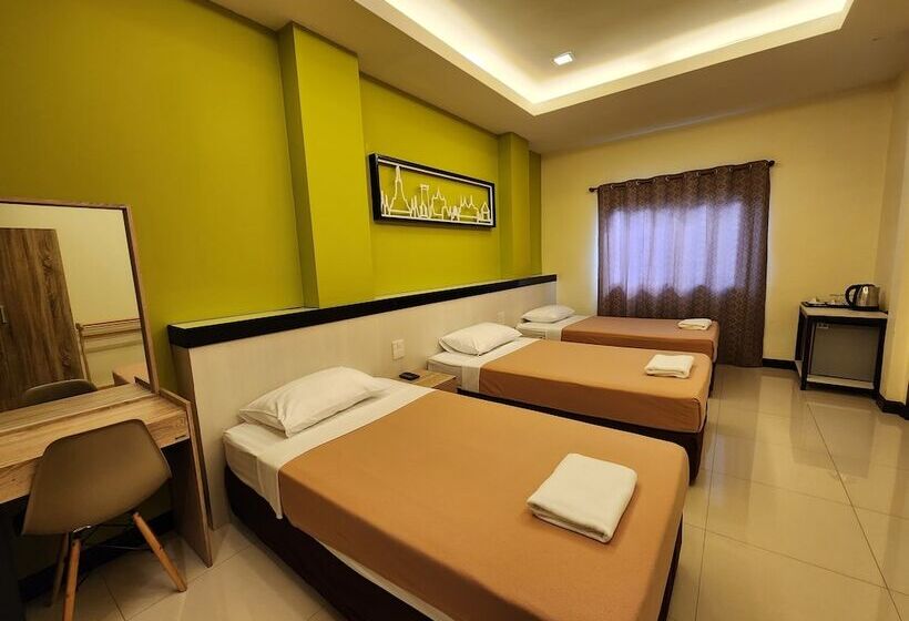 Quarto Triplo Estandar, Penpark Place