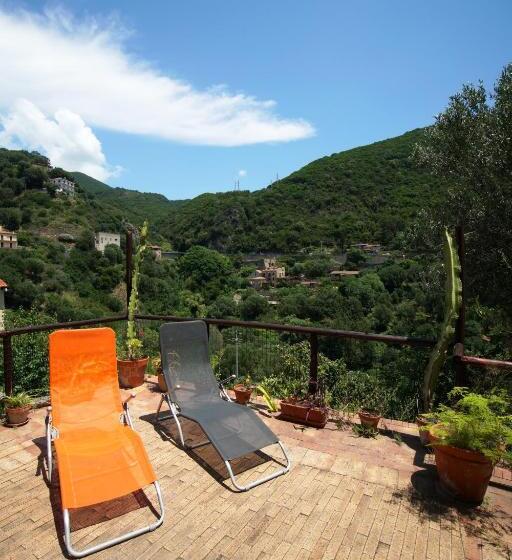 Apartamento 1 Dormitório Vista Jardim, La Casa Sul Blu Albergo Diffuso
