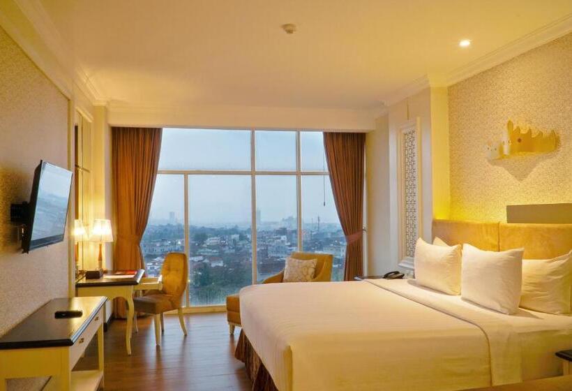 스탠다드 룸 킹사이즈 침대, Swiss Belhotel Lampung