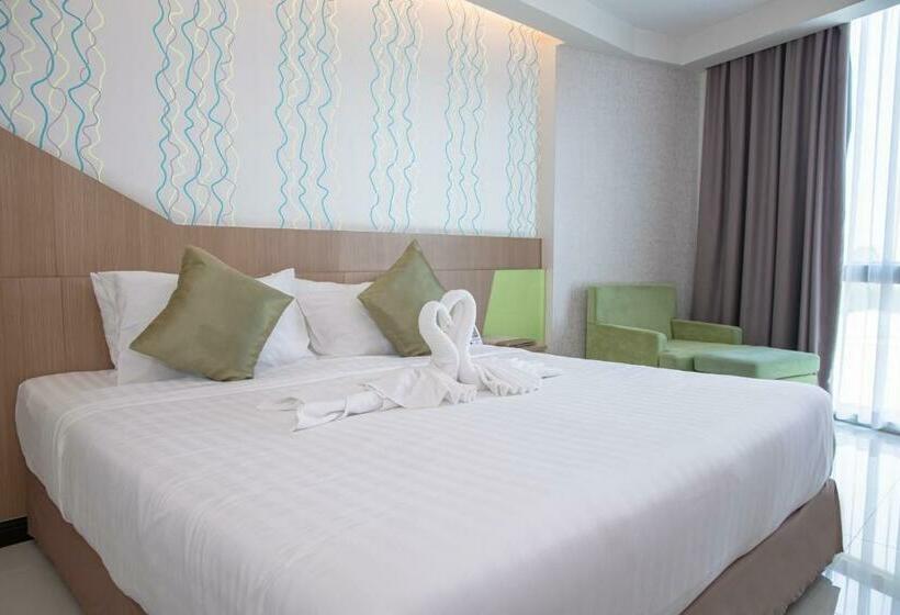 Номер Deluxe, 42c The Chic