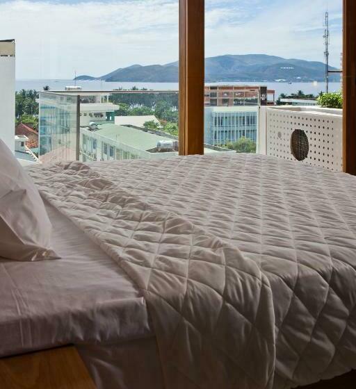 اتاق لوکس با چشم‌انداز دریا, Golden Holiday Hotel Nha Trang
