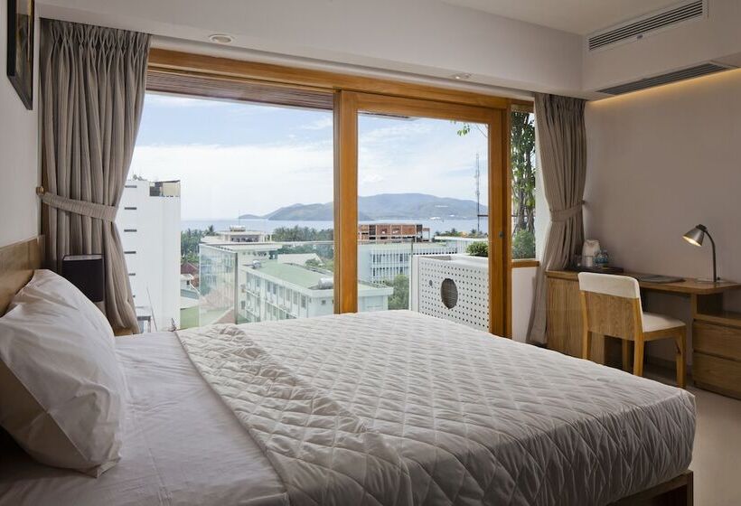 اتاق لوکس با چشم‌انداز شهر, Golden Holiday Hotel Nha Trang