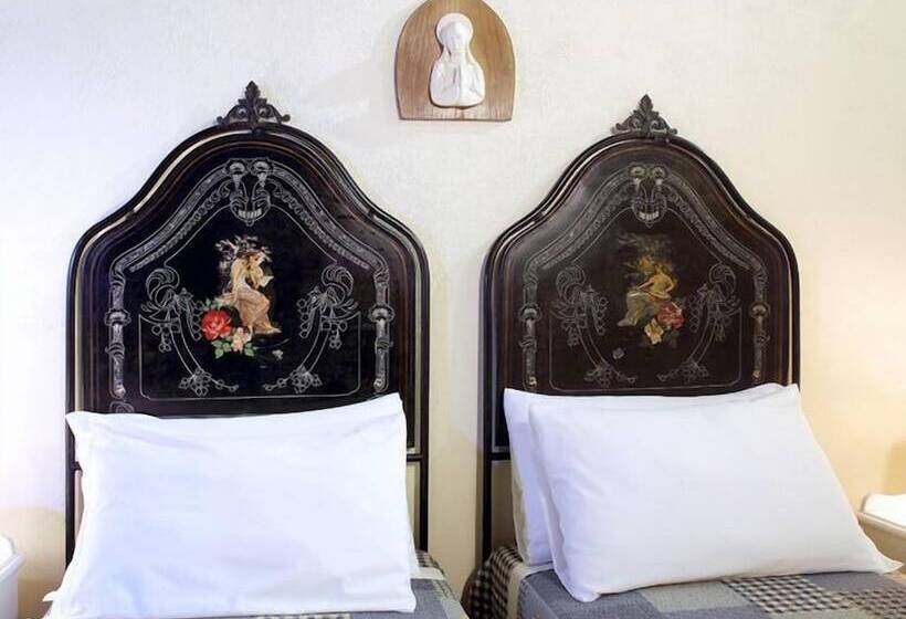 Номер Стандарт Трехместный, Palazzo Madeo   Residenza D Epoca