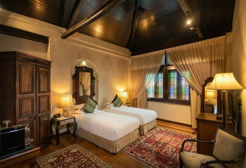 غرفة سوبيريور, Campbell House