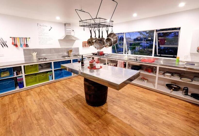 Номер Стандарт, Haka House Taupo