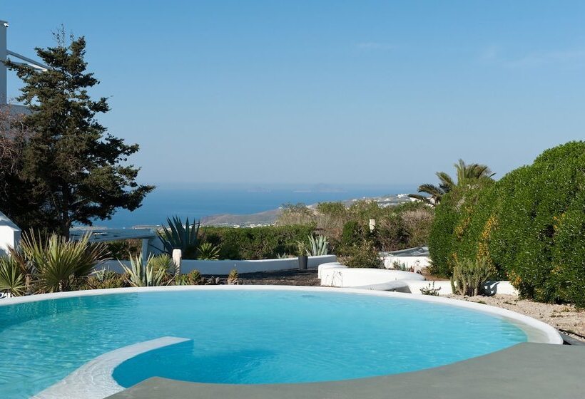 ویلای 3 خوابه با استخر, Christou Estate