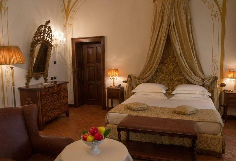 スタンダードインサイドビュールーム, Castello Di Guarene