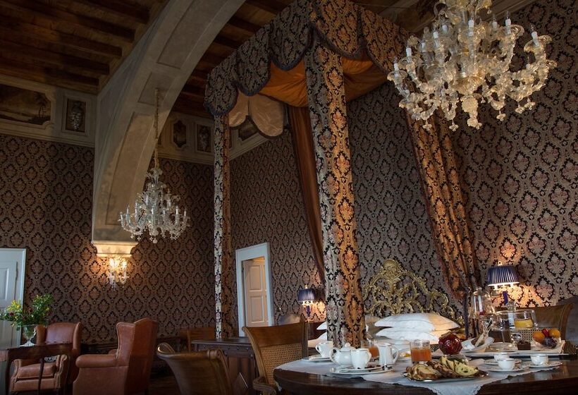 デラックスルーム, Castello Di Guarene