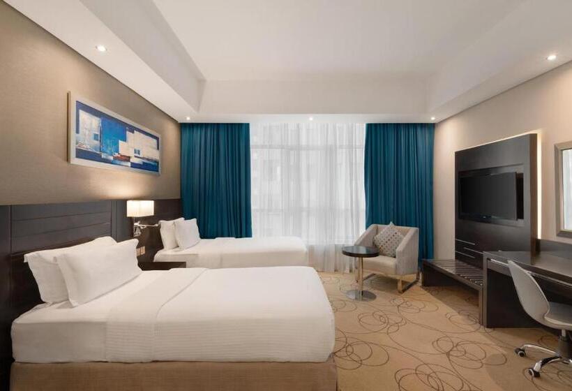 Классический Номер, Ramada By Wyndham Dubai Barsha Heights