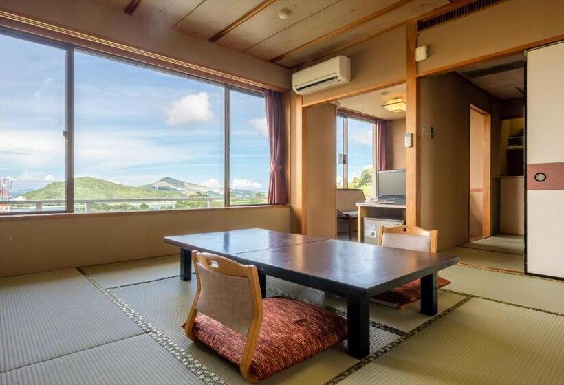패밀리 룸, Senpokaku