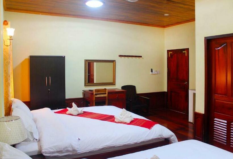 패밀리 룸, Phone Praseuth Guesthouse