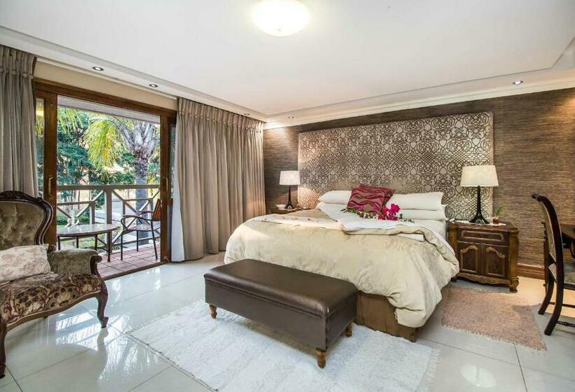 اتاق لوکس با تخت بزرگ, Villa Amor