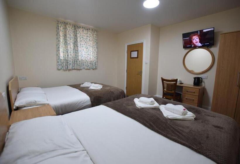 Семейный Номер Совместный Санузел, Woodlands Lodge Ilford