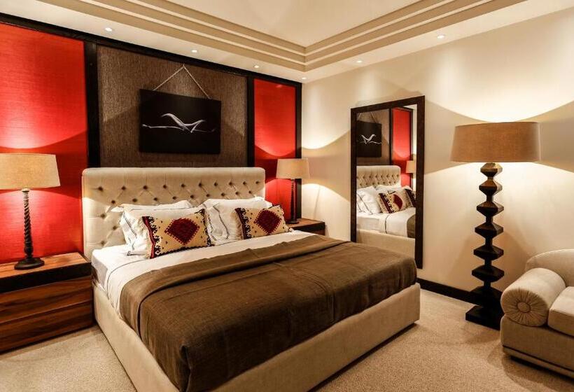 اتاق لوکس با بالکن و چشم‌انداز دریا, Boutique Hotel Casa Del Mare Pietra