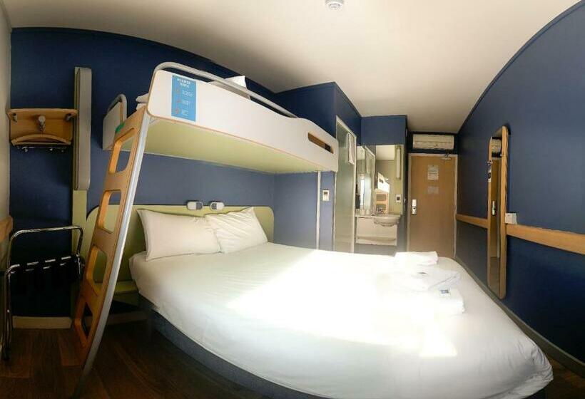 스탠다드 룸 더블 침대, Ibis Budget Belfast City Centre