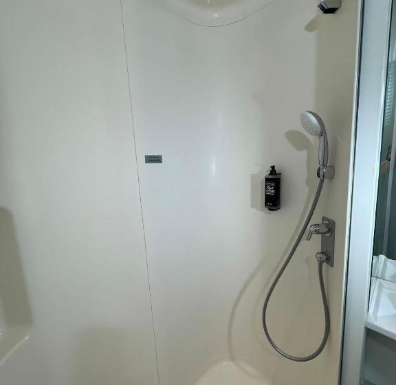 클래식 룸 더블 침대, Ibis Budget Belfast City Centre