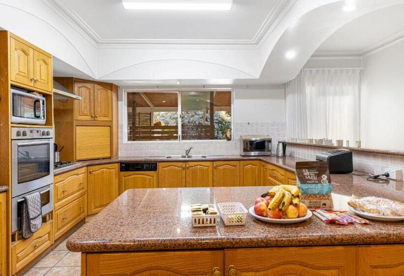 Номер Стандарт, Inn The Tuarts Guest Lodge