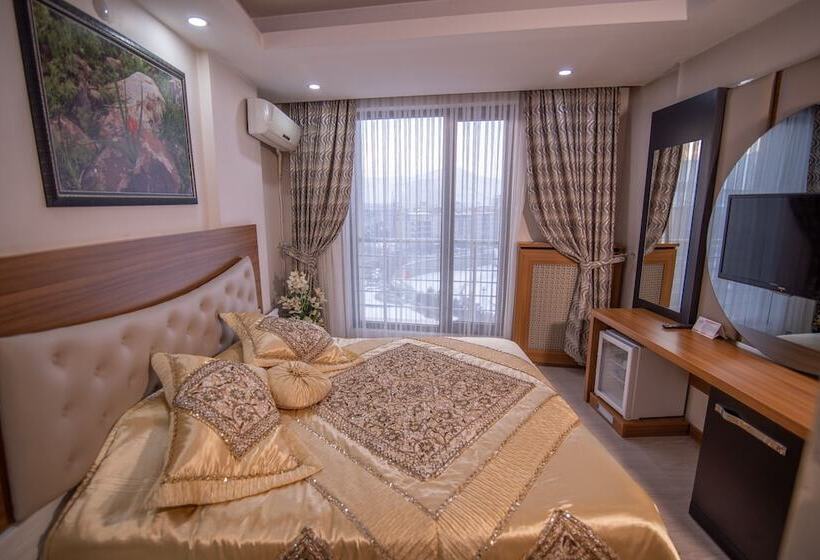 带大床的套房, Mus Grand