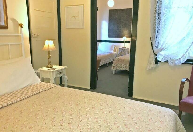 패밀리 룸, The Chalet Guesthouse And Studio