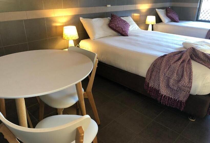 Номер Стандарт, Tamworth Central Motel