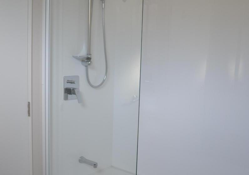 Студия Стандарт, 319 Addington Motel