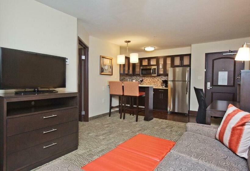 Люкс Кровать Кинг, Staybridge Suites Austin South Interstate Hwy 35, An Ihg