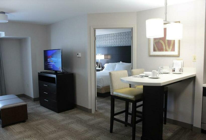 Люкс Кровать Кинг, Staybridge Suites Miamisburg, An Ihg