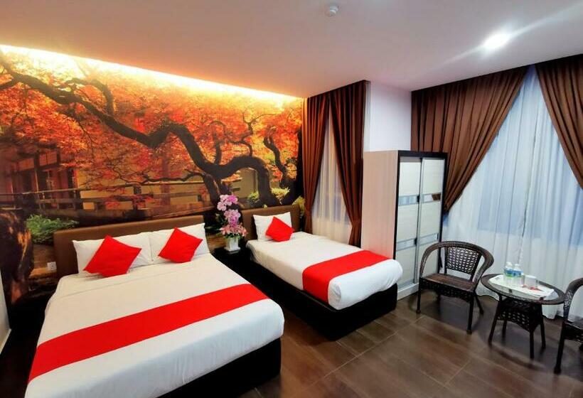 اتاق لوکس سه تخته, Palazzo Hotel Kulai
