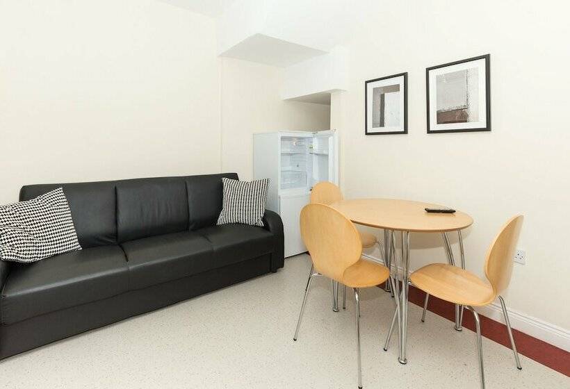 침실 1개 아파트, The Apartment Company