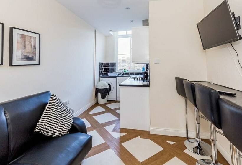 침실 2개 아파트, The Apartment Company