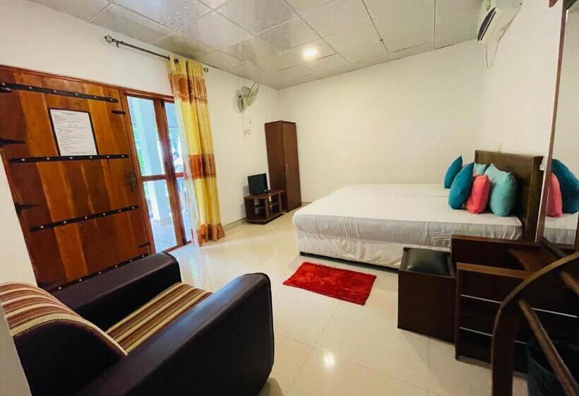 Номер Deluxe Вид на Бассейн, Tishan Holiday Resort
