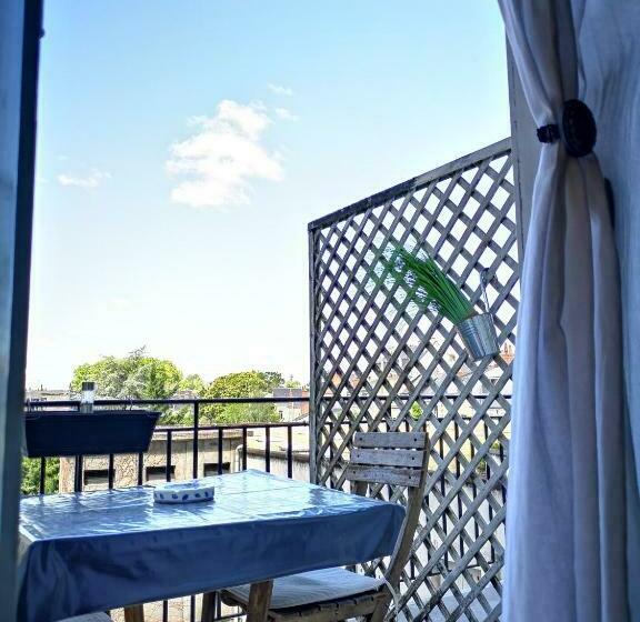 Номер Стандарт, Trianon Tours