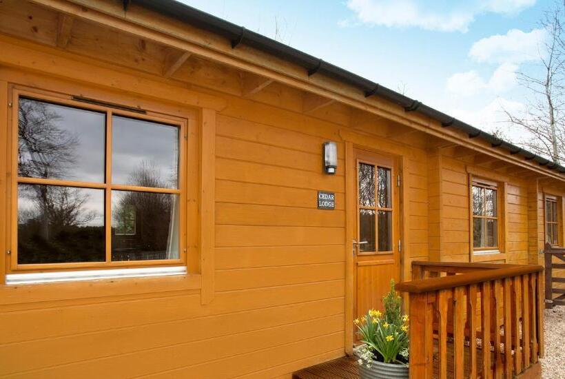 Апартаменты 3 Спальни, Saplinbrae Hotel And Lodges