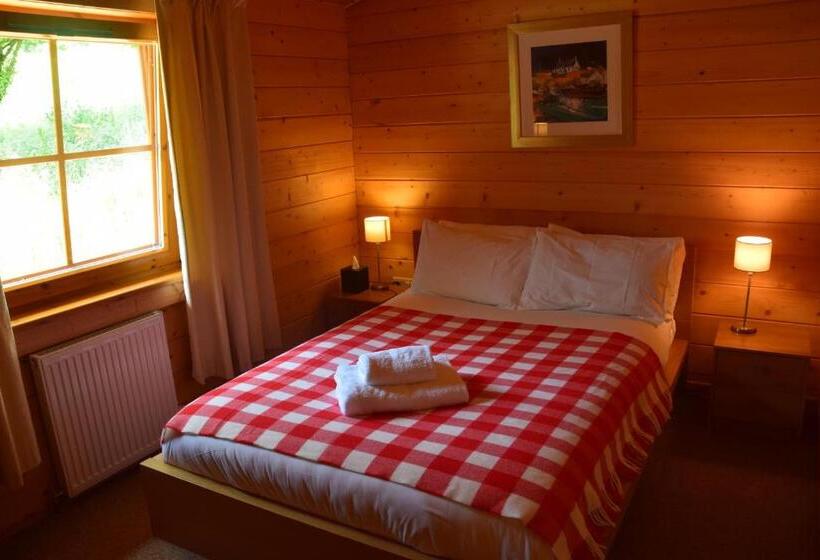 Апартаменты 3 Спальни, Saplinbrae Hotel And Lodges