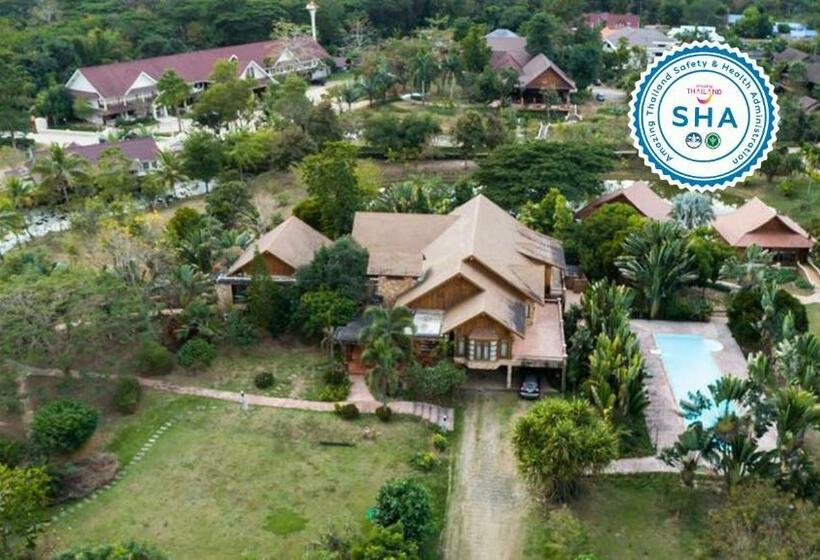سوییت خانوادگی, Sasidara Resort Nan