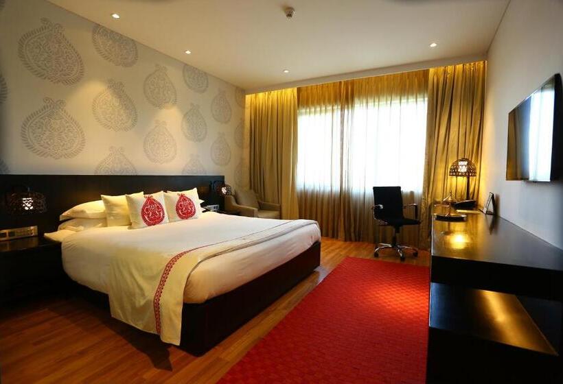 带山景的复式房间, Vivanta Guwahati