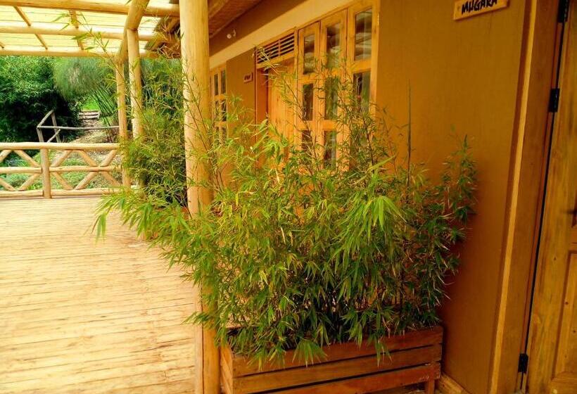 اتاق استاندارد با چشم‌انداز دریاچه, Keije Resort Bunyonyi