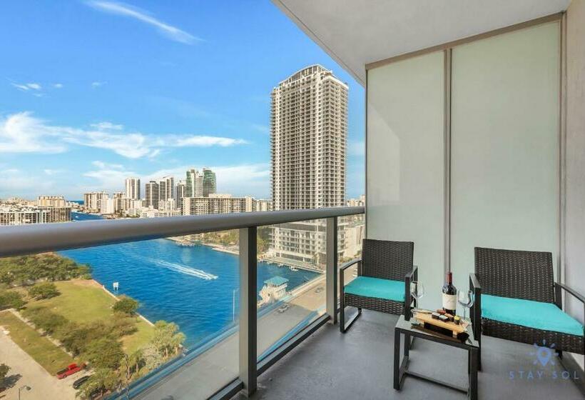 1间卧室的房子, Spectacular View With Balcony, Pool, Near Beach