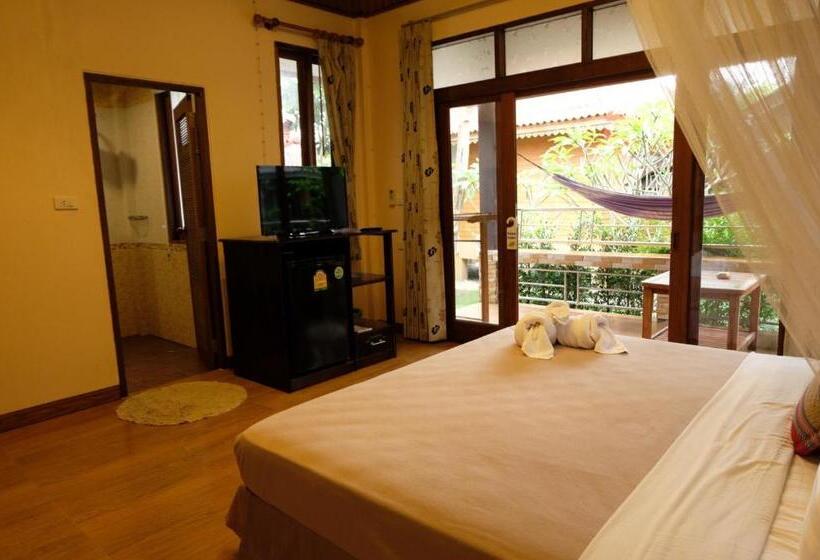디럭스 방갈로, Pen S Bungalow Koh Phangan