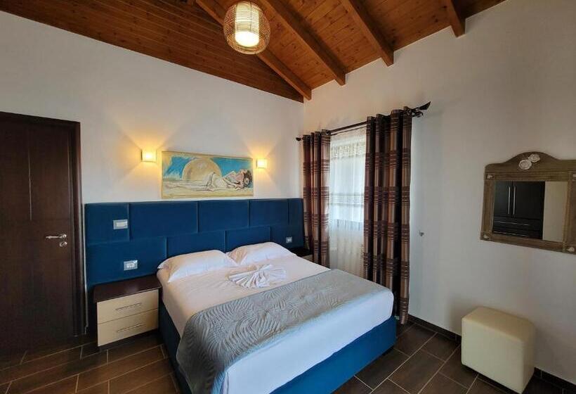 带海景的复工套房, Villa Jiota