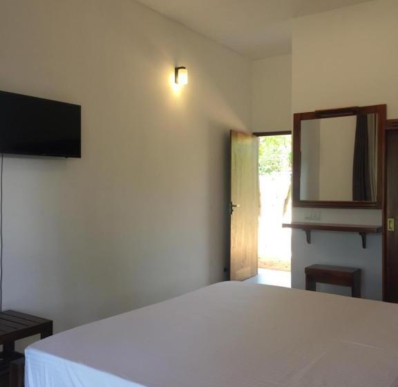 Quarto Estandar, Saffron Lake Yala