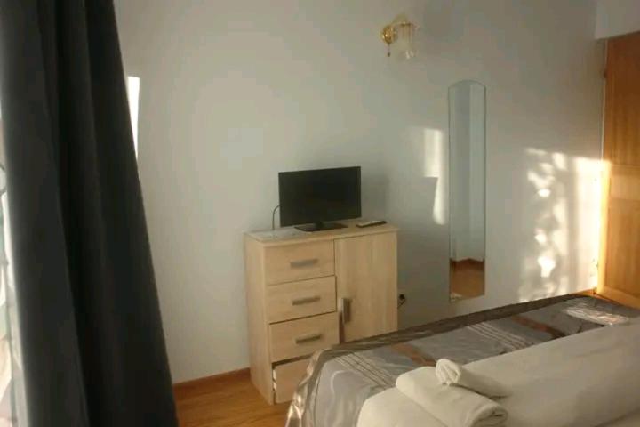 اتاق استاندارد با سرویس بهداشتی مشترک, Vila   Creta