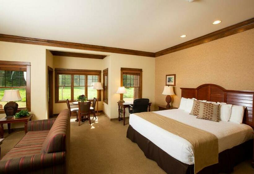 Люкс Deluxe Кровать Кинг, Rockwell Lake Lodge
