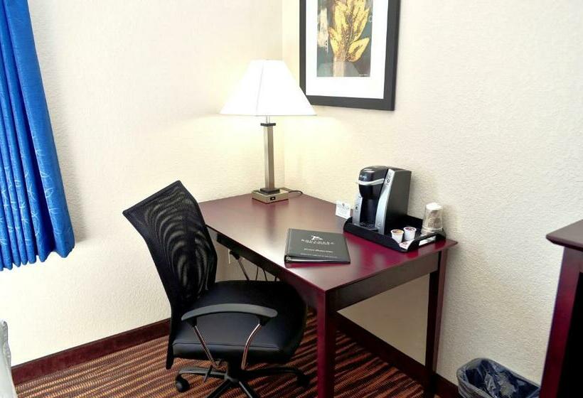 Номер Стандарт, Cobblestone Inn & Suites  Monticello