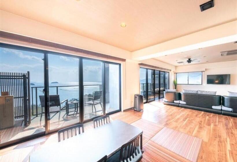 Люкс Deluxe Вид на Море, Livemax Resort Miyahama Ocean View