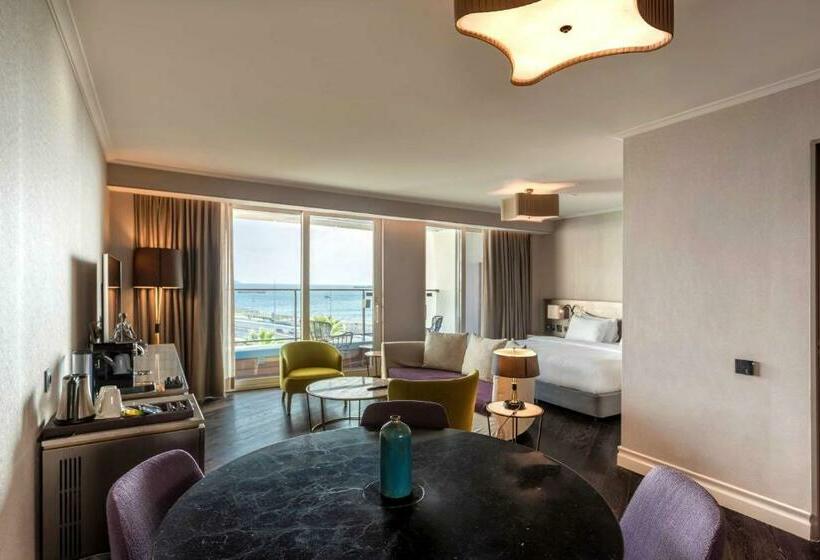 オーシャンビュースイート, Radisson Blu Hotel Istanbul Ottomare