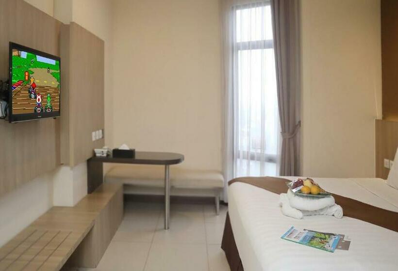 Номер Deluxe, Vasaka Hotel Jakarta Managed By Dafam